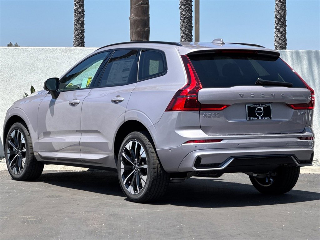 New 2026 Volvo XC60 B5 Ultra image 3