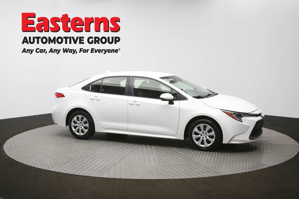 Used 2022 Toyota Corolla LE image 46
