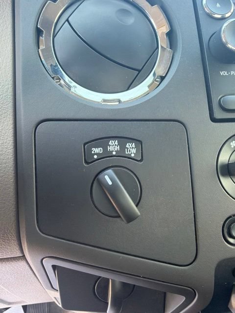 Used 2009 Ford F250 4x4 SuperCab Super Duty image 27