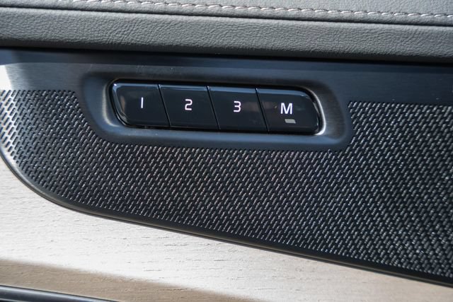 New 2027 Volvo XC90 B6 Plus AWD/4WD image 41