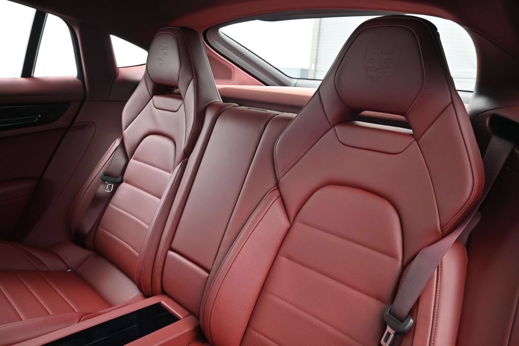 Certified 2025 Porsche Panamera 4 AWD/4WD image 6
