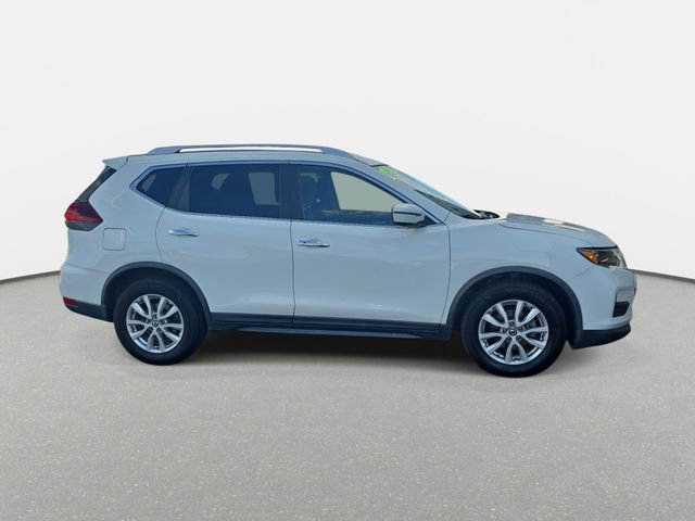 Used 2020 Nissan Rogue SV FWD image 4