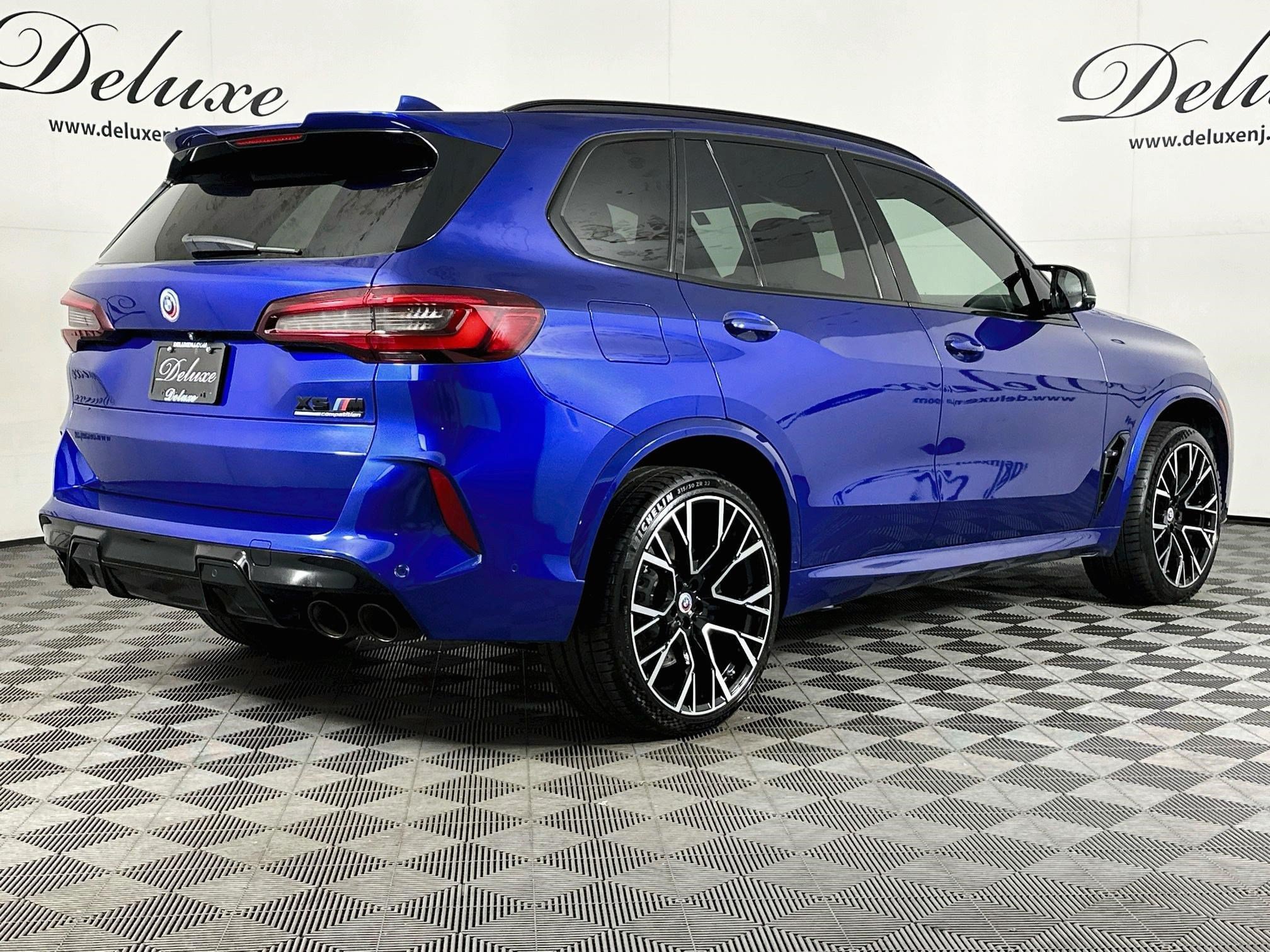 Used 2023 BMW X5 M w/ Competition Package AWD/4WD image 6