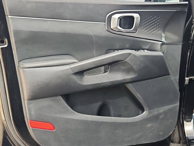 Used 2025 Kia Sorento S FWD image 10