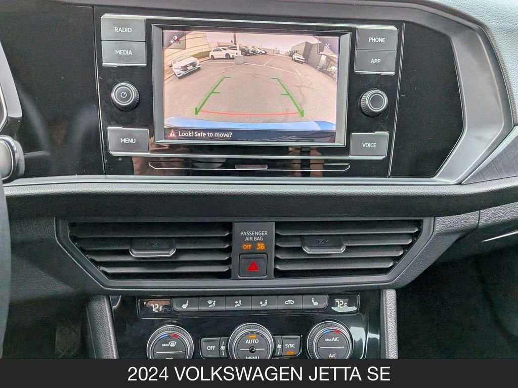 Used 2024 Volkswagen Jetta SE FWD image 27