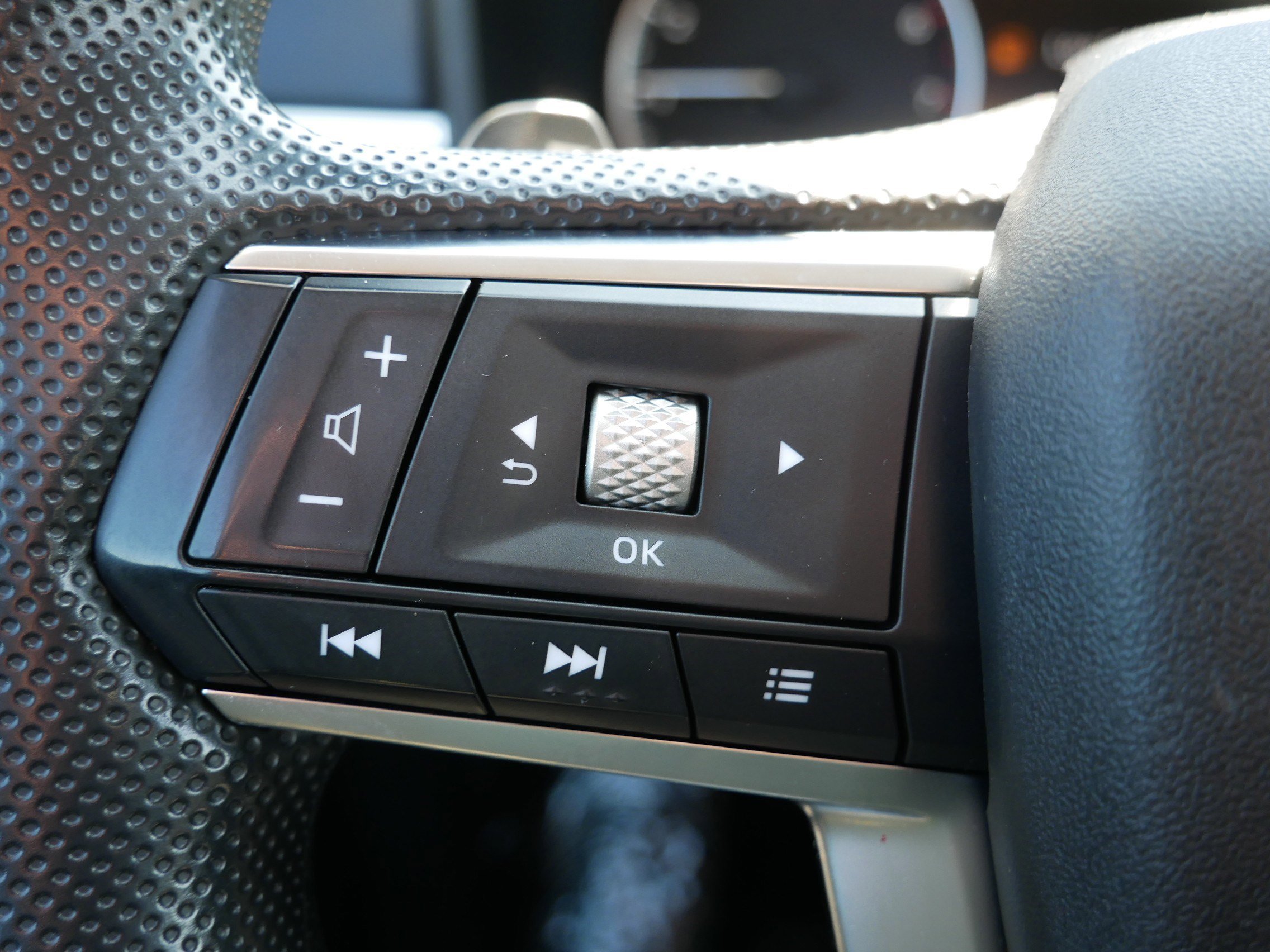 Used 2022 Mitsubishi Outlander ES image 27