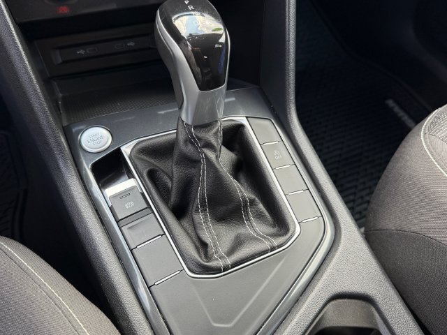 Certified 2023 Volkswagen Tiguan S FWD image 22