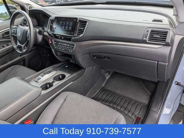 Used 2025 Honda Ridgeline Sport image 37