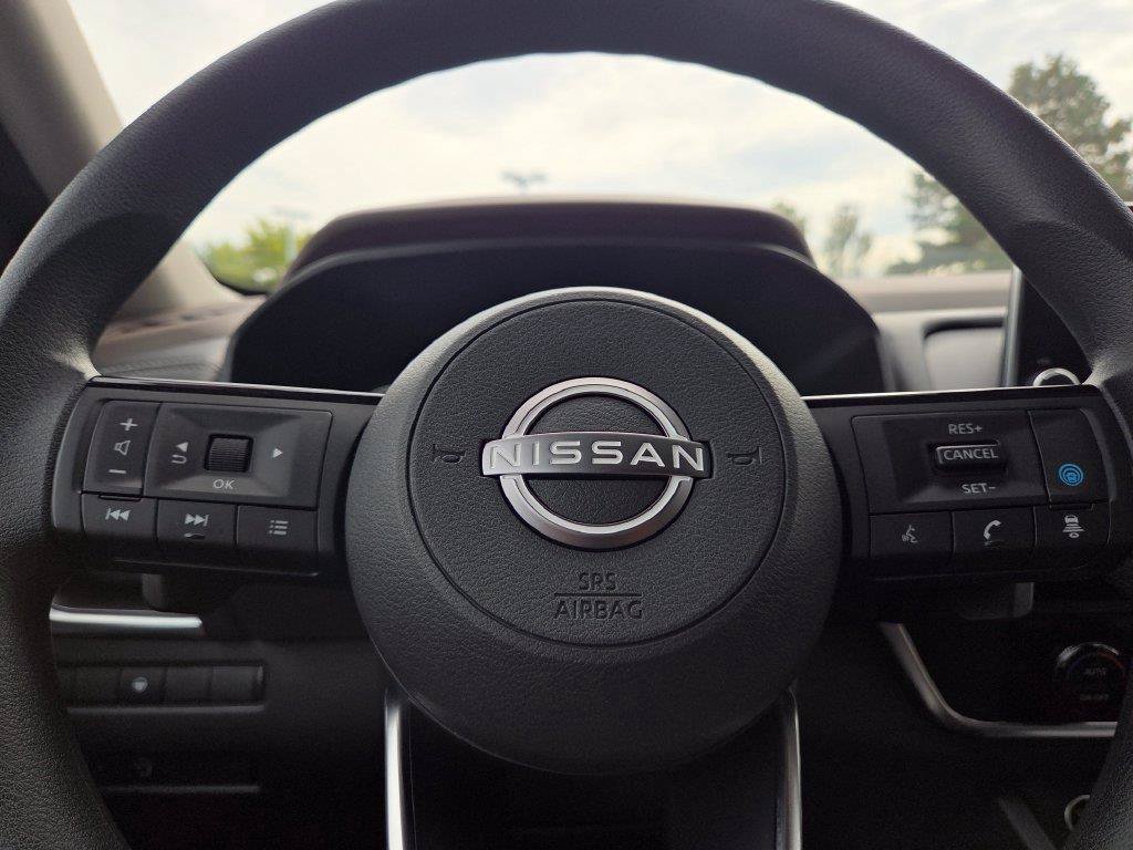 Certified 2023 Nissan Rogue SV AWD/4WD image 32