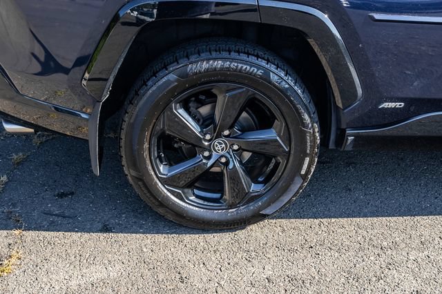 Used 2020 Toyota RAV4 XSE w/ Carpet Mat Package AWD/4WD image 6