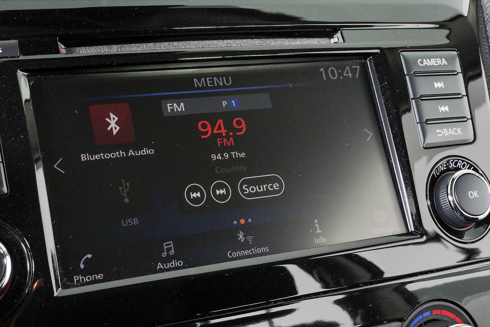 Used 2020 Nissan Rogue S w/ Special Edition Package FWD image 13