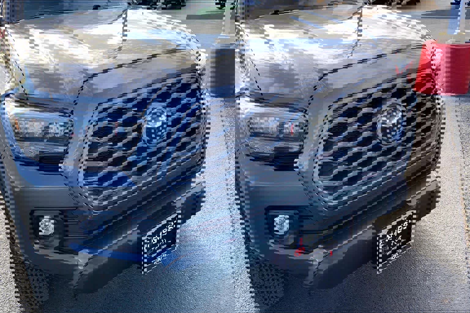 Used 2023 Toyota Tacoma TRD Off-Road image 30