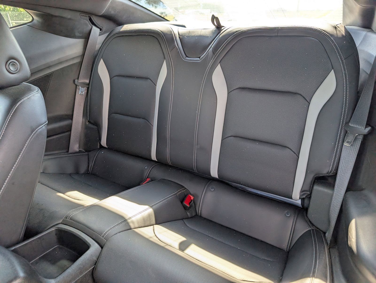 Used 2019 Chevrolet Camaro SS RWD image 8