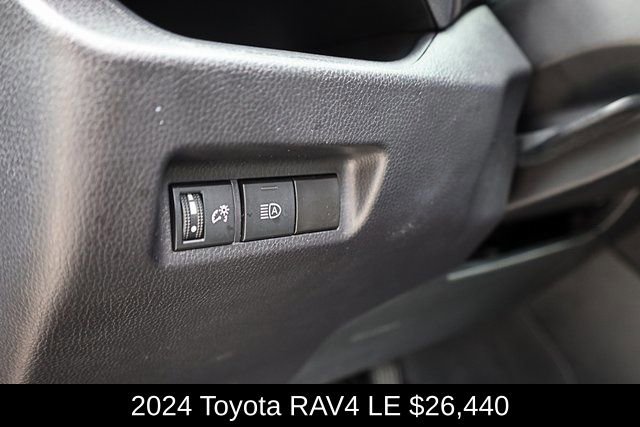 Used 2024 Toyota RAV4 LE image 29