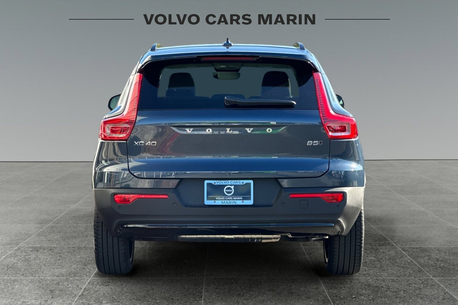 New 2026 Volvo XC40 B5 Ultra w/ Climate Package image 7