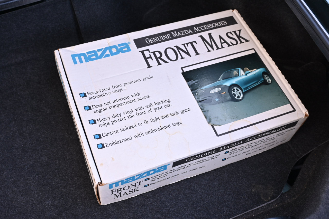 Used 2002 MAZDA MX-5 Miata RWD image 40