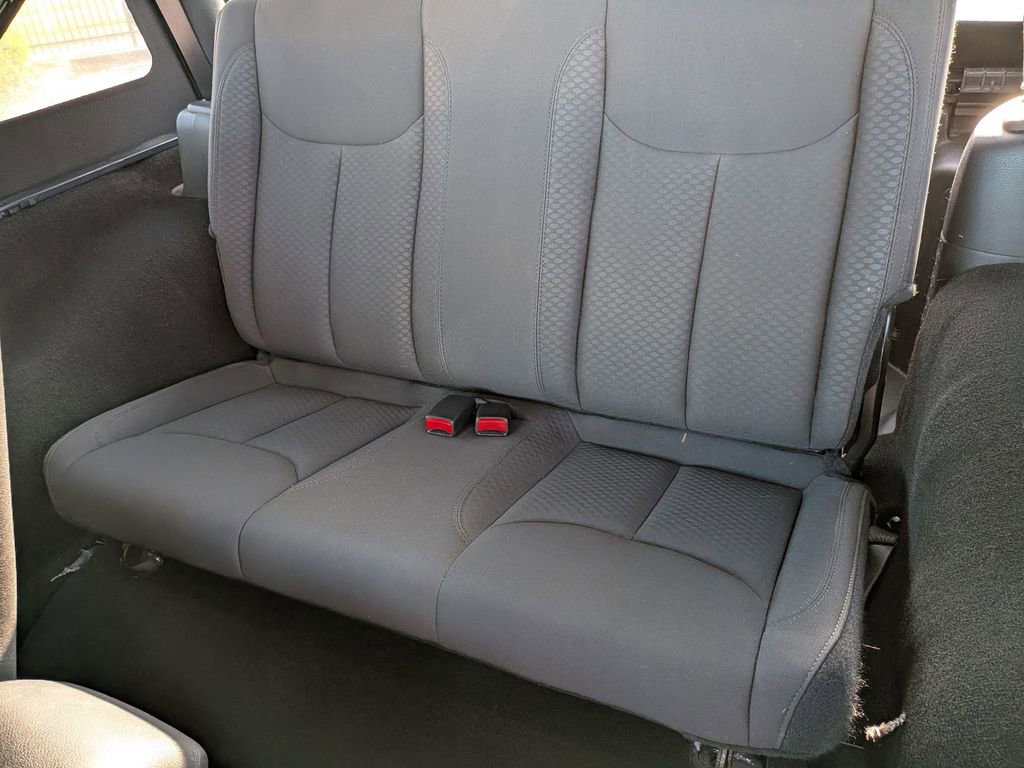 Used 2018 Jeep Wrangler Sport w/ Connectivity Group image 33