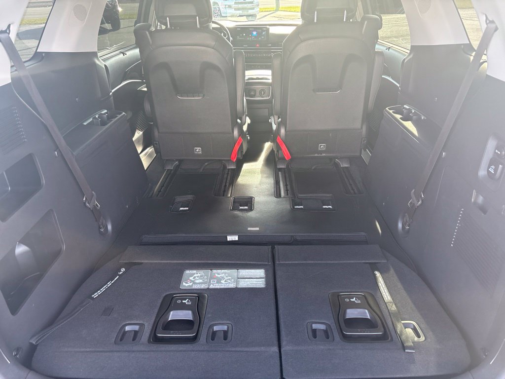 Used 2026 Kia Carnival SX Prestige FWD image 6
