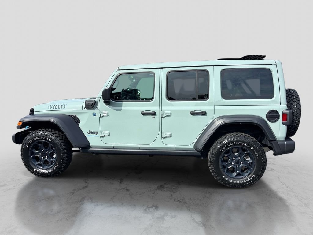 Used 2023 Jeep Wrangler Unlimited w/ Sun & Screen Package AWD/4WD image 2