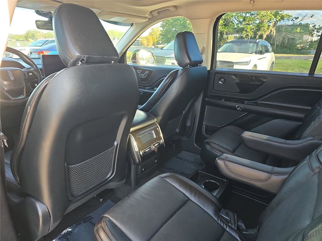 Certified 2022 Lincoln Aviator Reserve w/ Elements Package Plus RWD image 13