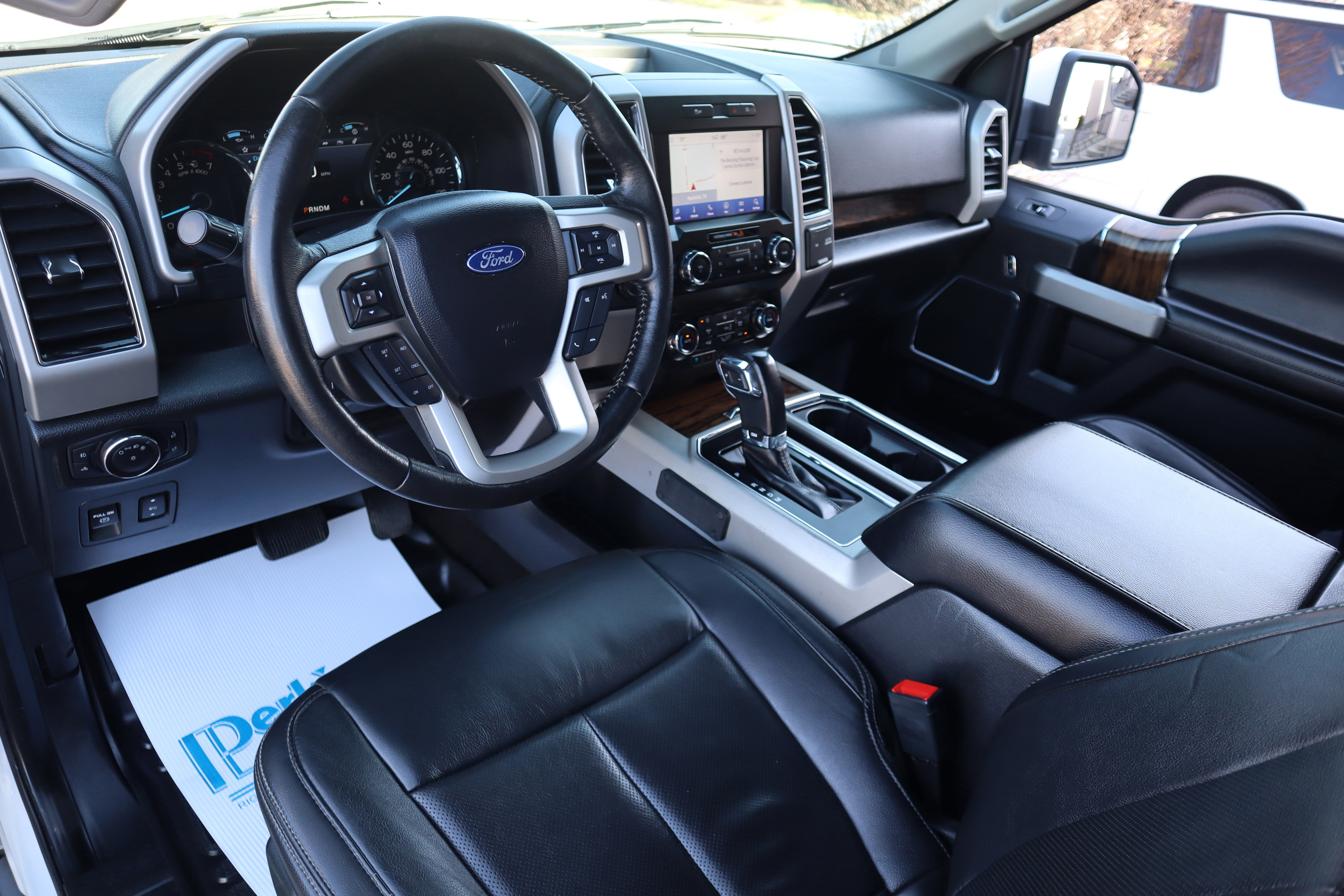 Used 2019 Ford F150 Lariat image 28