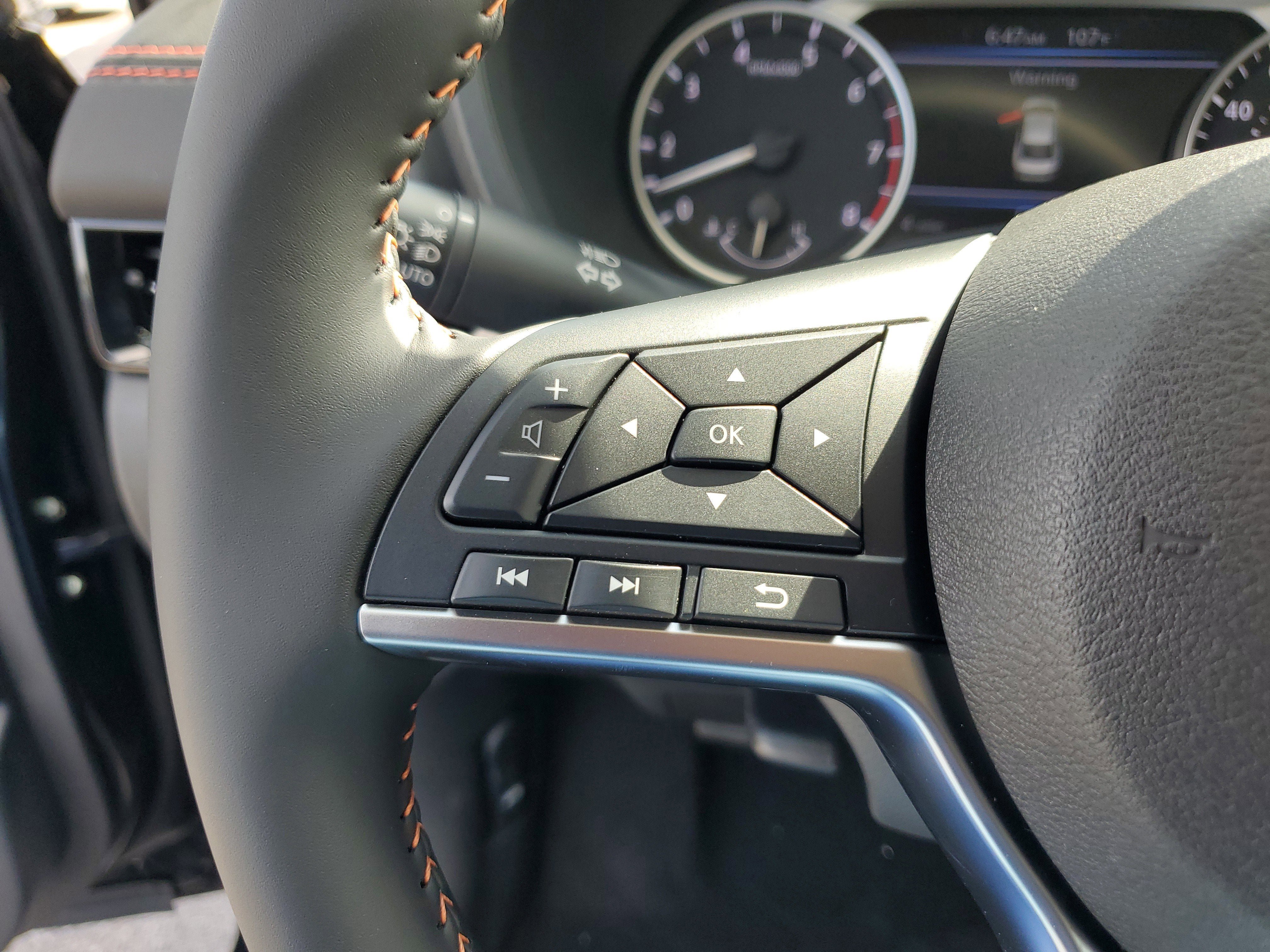 New 2025 Nissan Sentra SR w/ Midnight Edition image 21