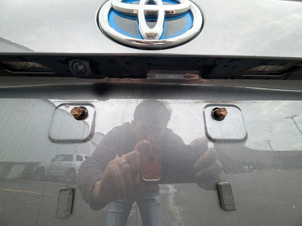 Used 2021 Toyota RAV4 XLE w/ XLE Grade Weather Package AWD/4WD image 12