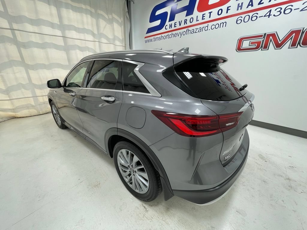 Used 2023 INFINITI QX50 Luxe AWD/4WD image 9