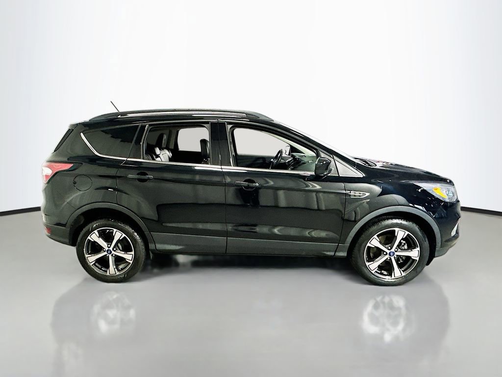 Used 2018 Ford Escape SEL w/ Ford Safe & Smart Package AWD/4WD image 9