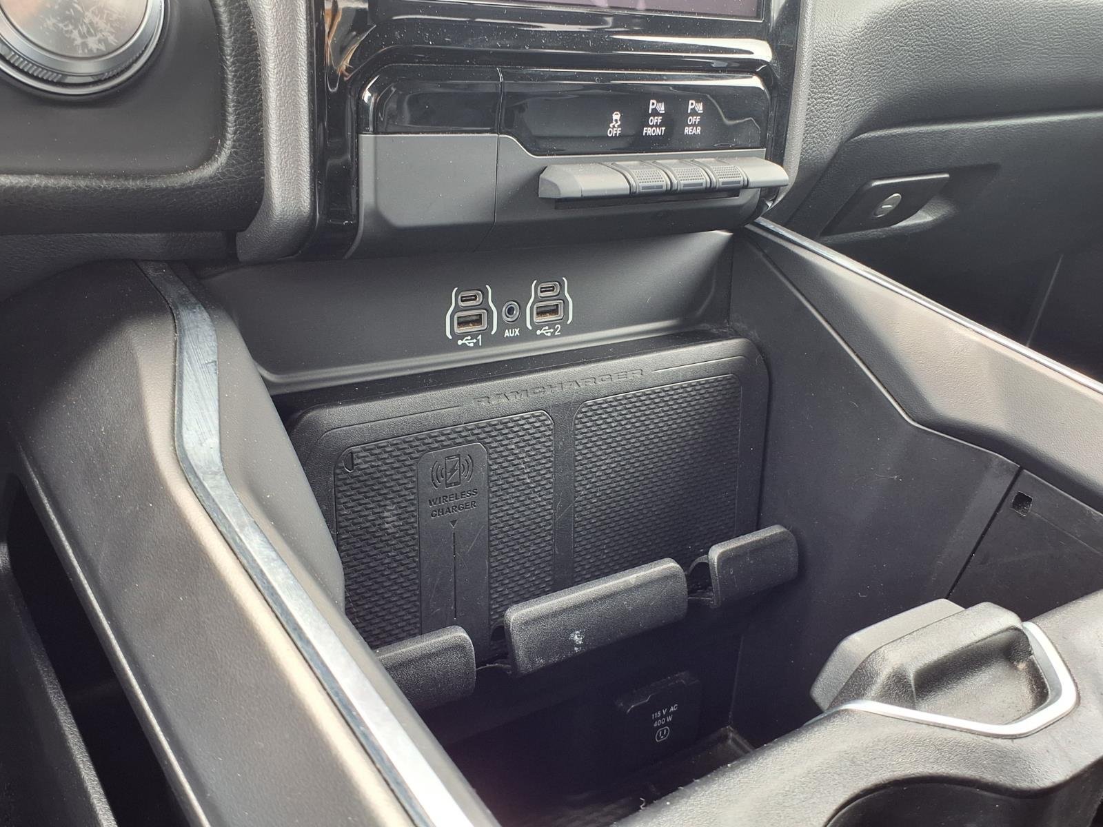 Used 2025 RAM 1500 Laramie AWD/4WD image 13