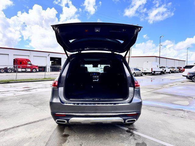 Used 2021 Mercedes-Benz GLS 450 4MATIC image 24