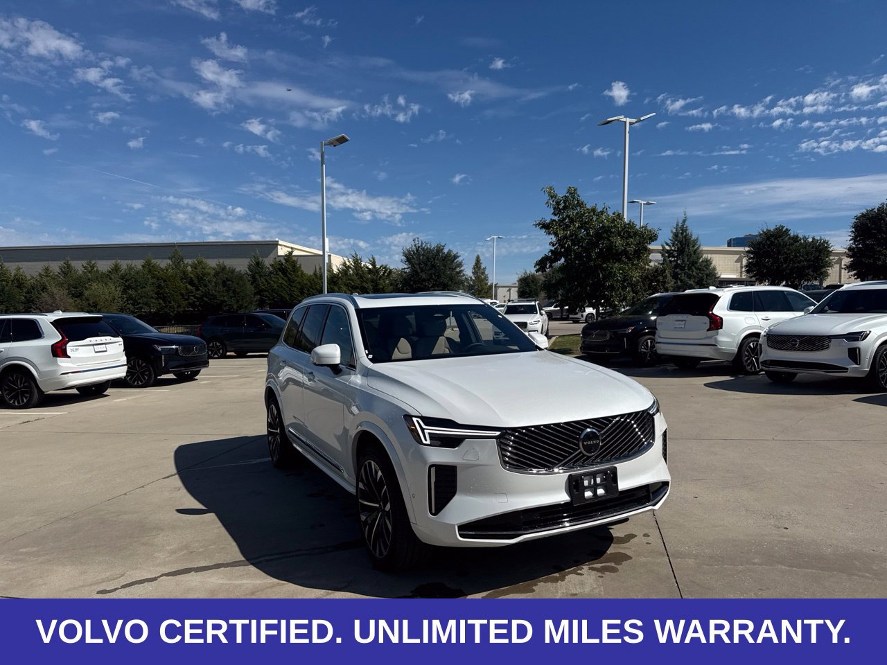 Certified 2026 Volvo XC90 B6 Plus AWD/4WD image 8