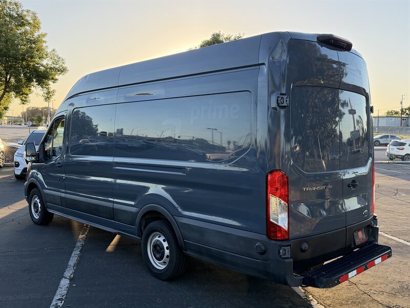 Used 2020 Ford Transit 250 148 High Roof Extended RWD image 8