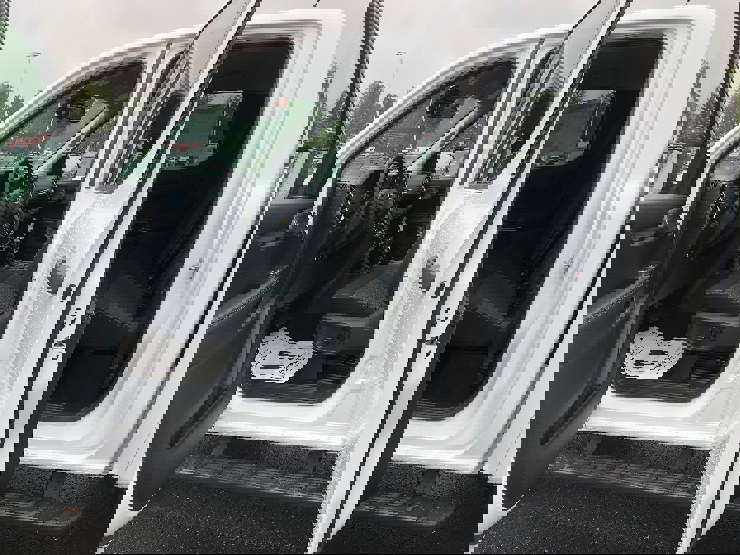 New 2025 Ford Ranger XLT w/ Equipment Group 301A High image 10