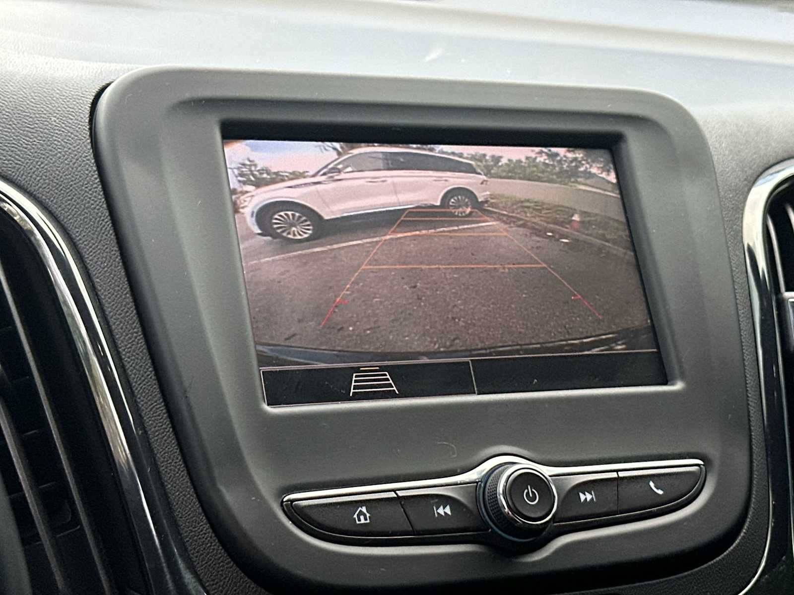 Used 2023 Chevrolet Equinox RS FWD image 22