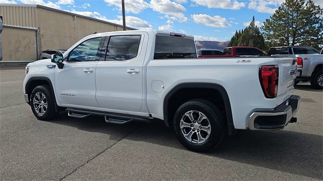 Used 2021 GMC Sierra 1500 SLE w/ X31 Off-Road Package image 6