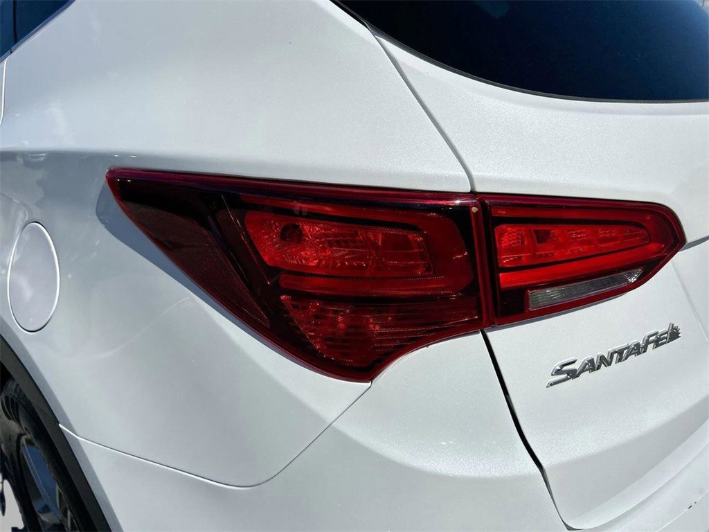 Used 2018 Hyundai Santa Fe Sport image 14