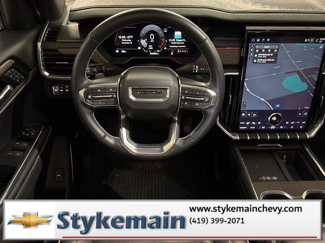 Used 2024 GMC Acadia Denali image 9