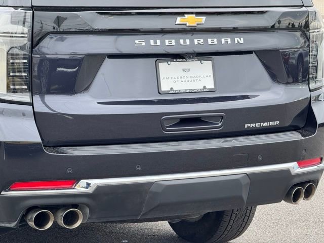 Used 2025 Chevrolet Suburban Premier image 9
