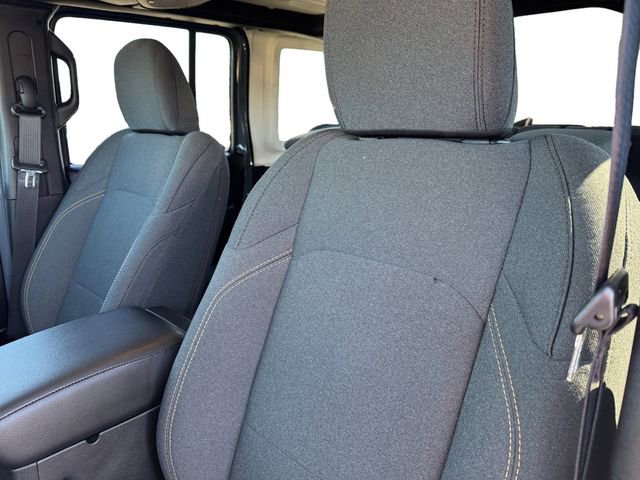 Certified 2025 Jeep Wrangler Sport S image 14