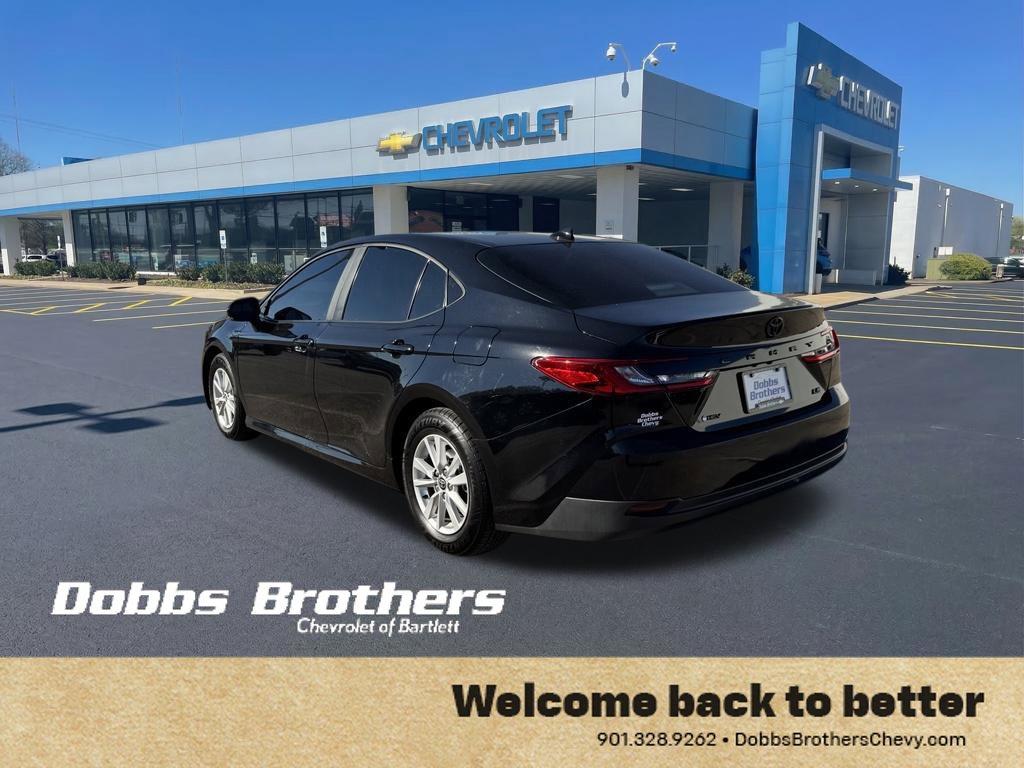 Used 2025 Toyota Camry LE FWD image 6
