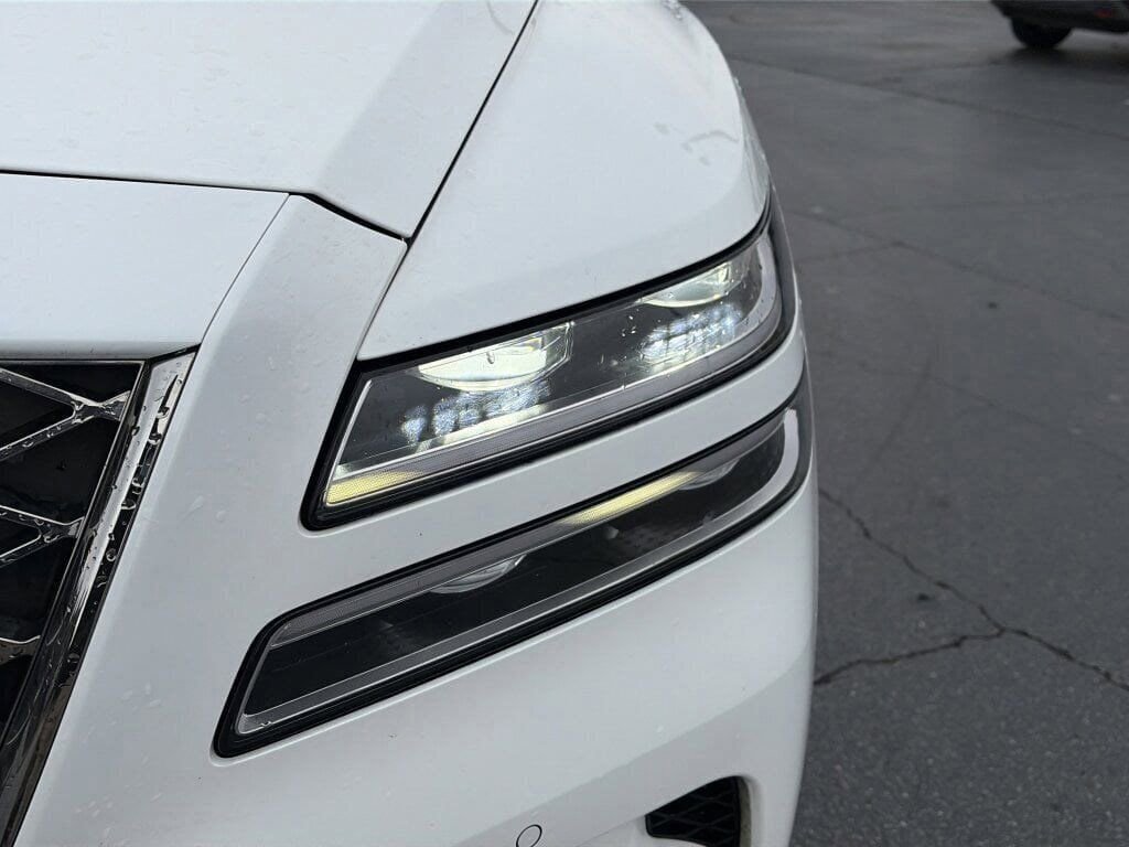 Used 2024 Genesis GV80 2.5T image 8