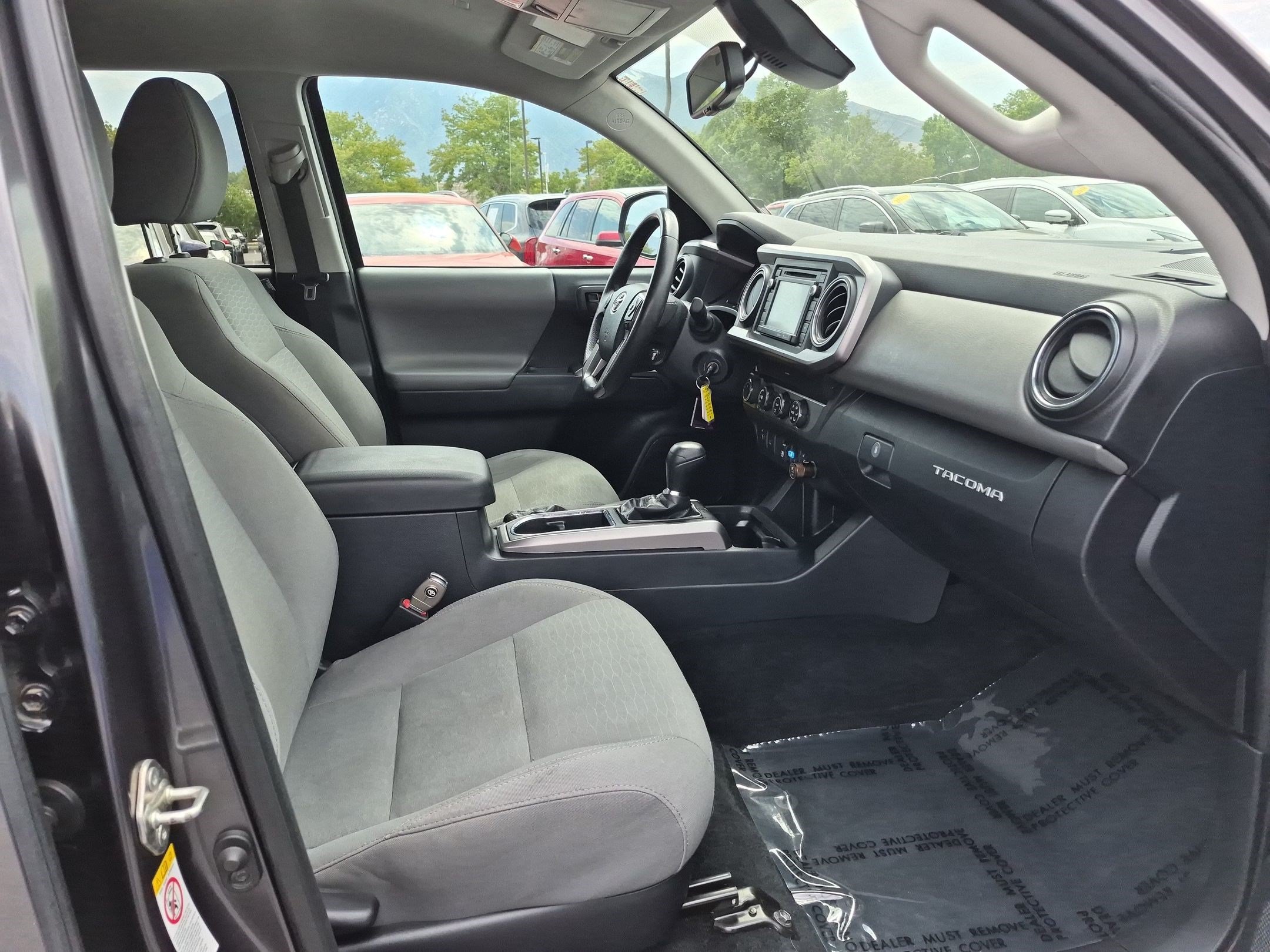 Used 2019 Toyota Tacoma SR5 AWD/4WD image 31