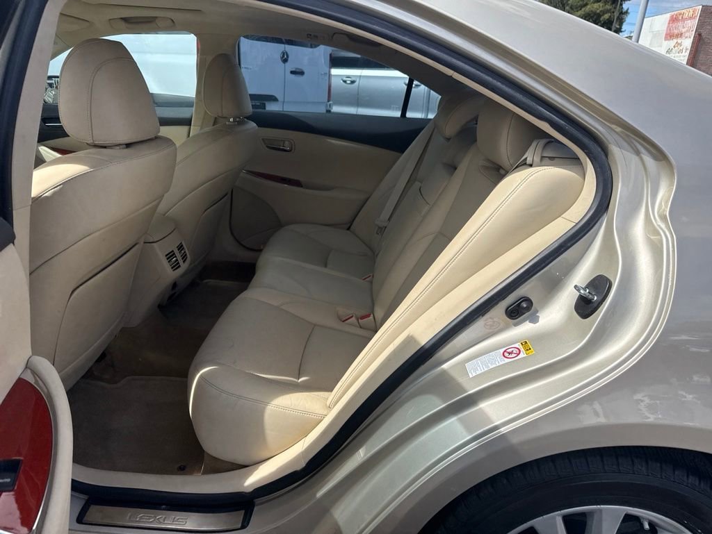 Used 2011 Lexus ES 350 FWD image 15