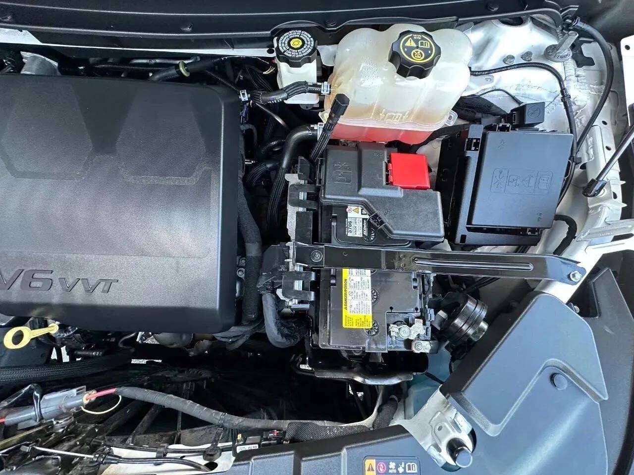 Used 2020 Buick Enclave Essence w/ Sound and Sites Package AWD/4WD image 24