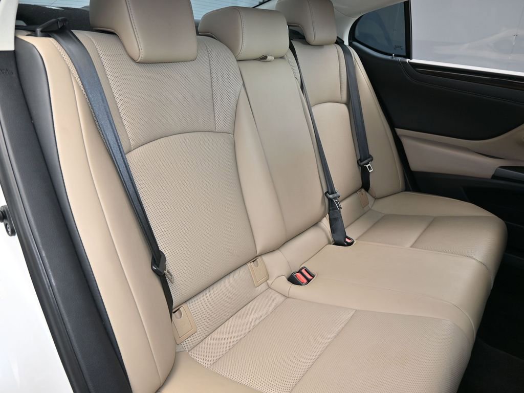 Used 2019 Lexus ES 350 w/ Premium Package image 48