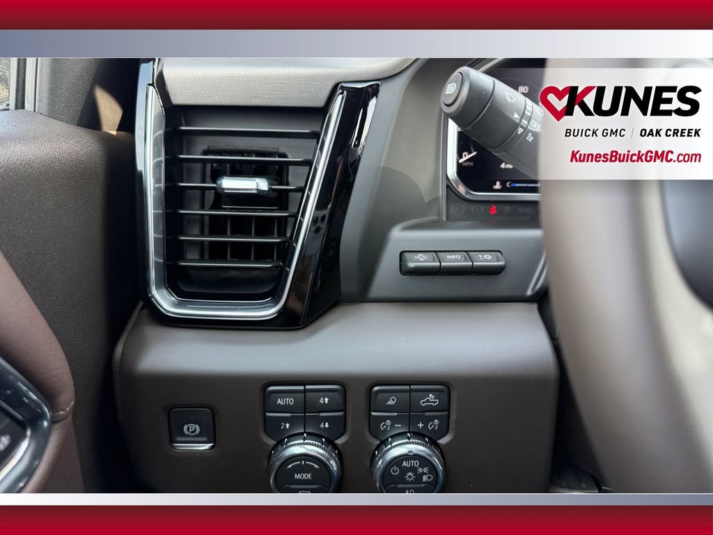New 2026 GMC Sierra 1500 Denali w/ Denali Reserve Package AWD/4WD image 15