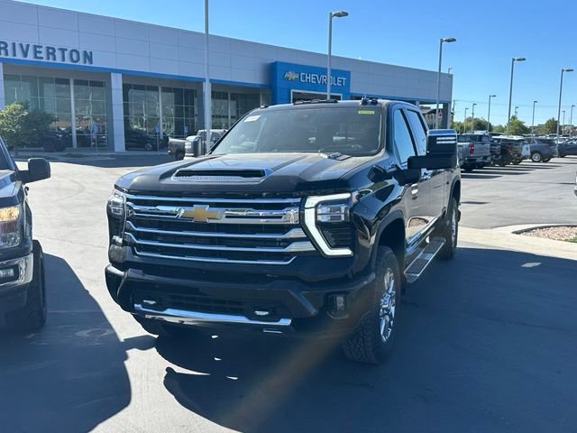 New 2026 Chevrolet Silverado 3500 High Country w/ High Country Premium Package AWD/4WD image 12