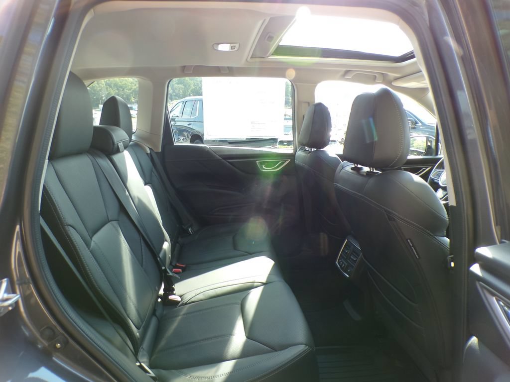 Used 2023 Subaru Forester Touring w/ Popular Package #2 AWD/4WD image 21