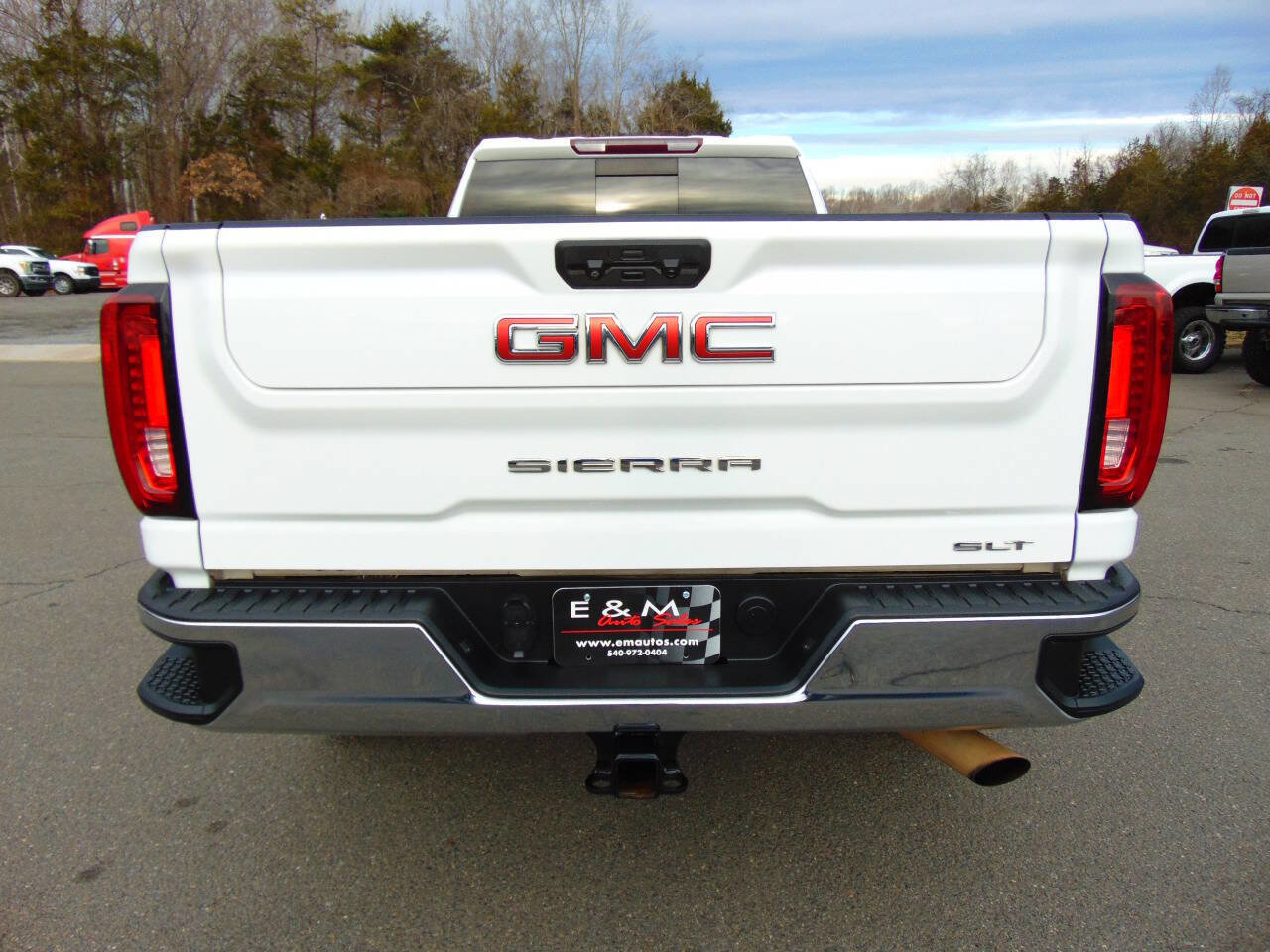 Used 2021 GMC Sierra 3500 SLT w/ SLT Convenience Package image 4